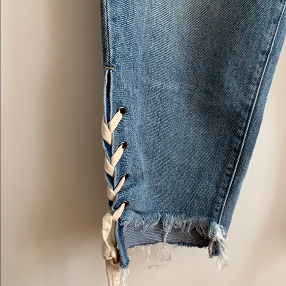 Jeans - Picture 2 of 2